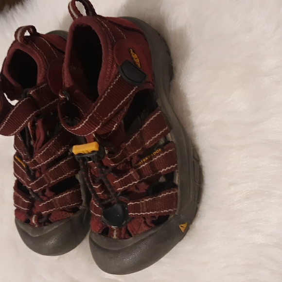 Kids Keens - Picture 3 of 5